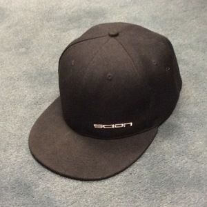 Meet your Posher, Connor